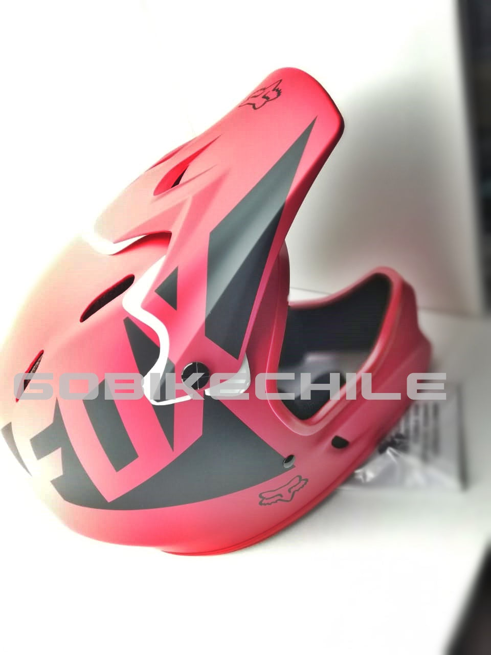 Ropa- Cascos - Accesorios //